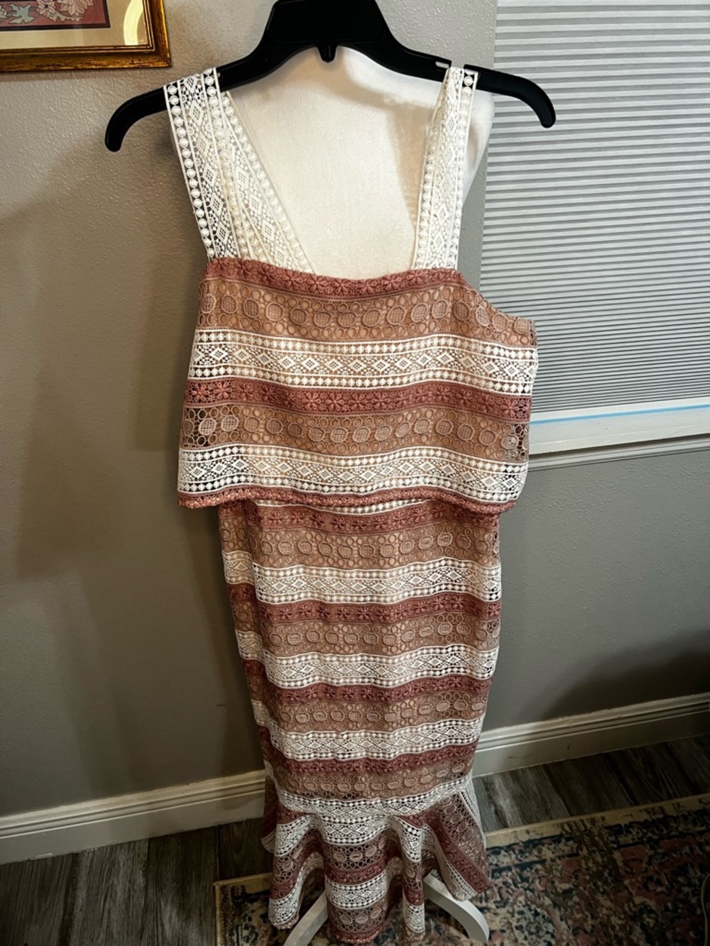 Shoshanna Kiaora Dunham Fit Flare
Eyelet Lace Pink Stripe Dress Sz 6 - Picture 7 of 16